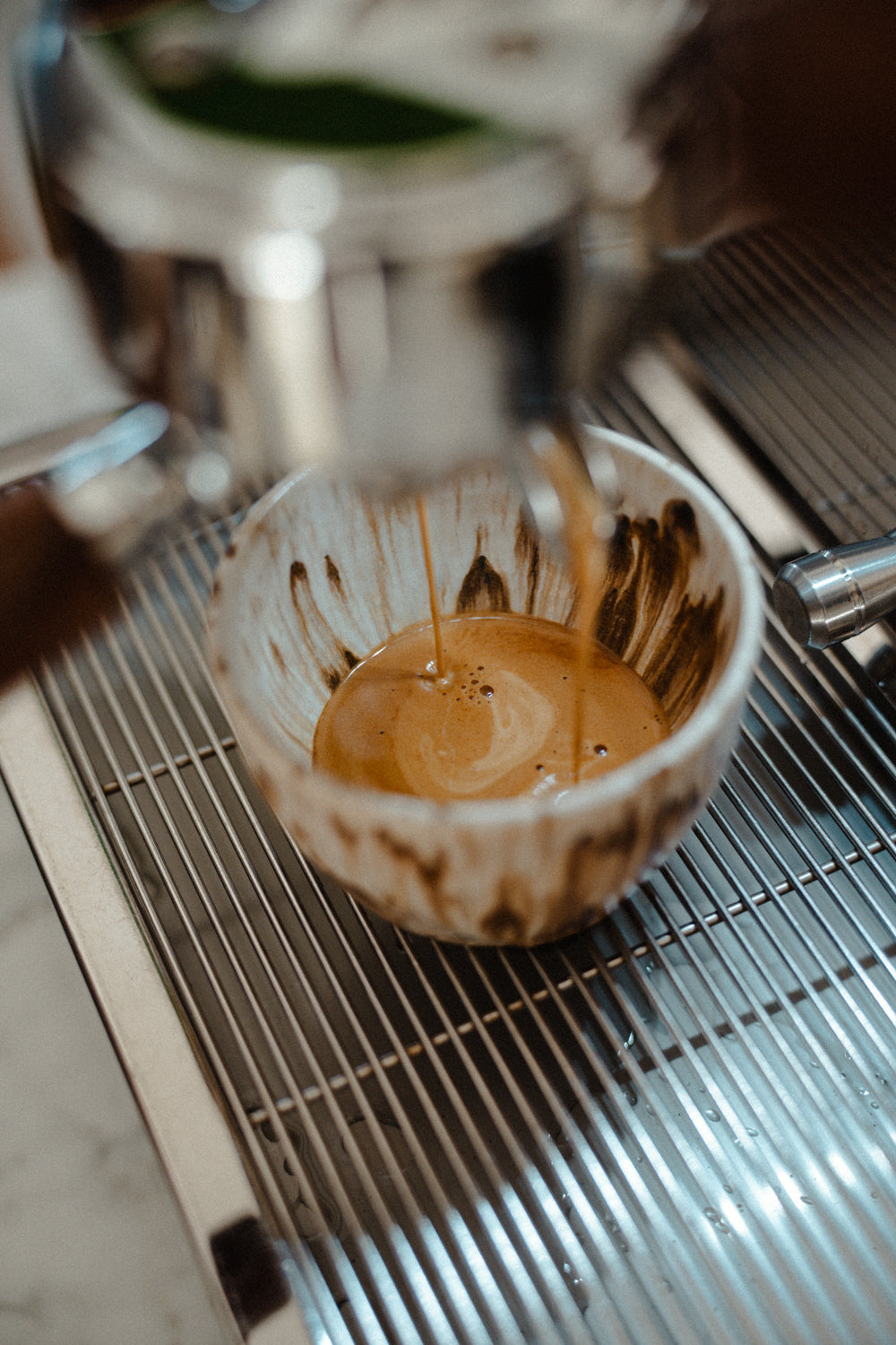 MELViN Tasse mit einzigartiger Glasur – perfekt für Cappuccino